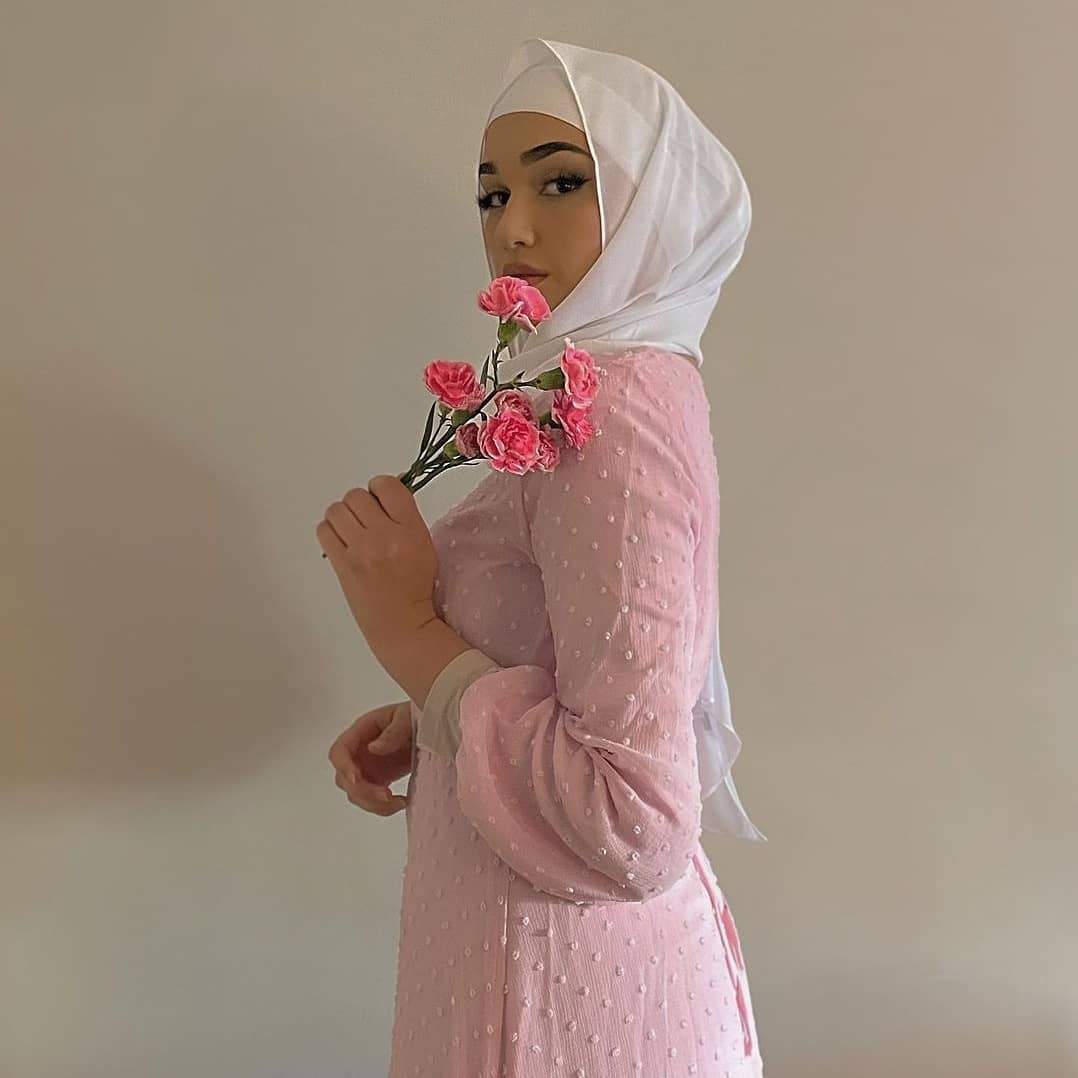 Divinity Plain Chiffon Hijab worn... - Divinity Collection