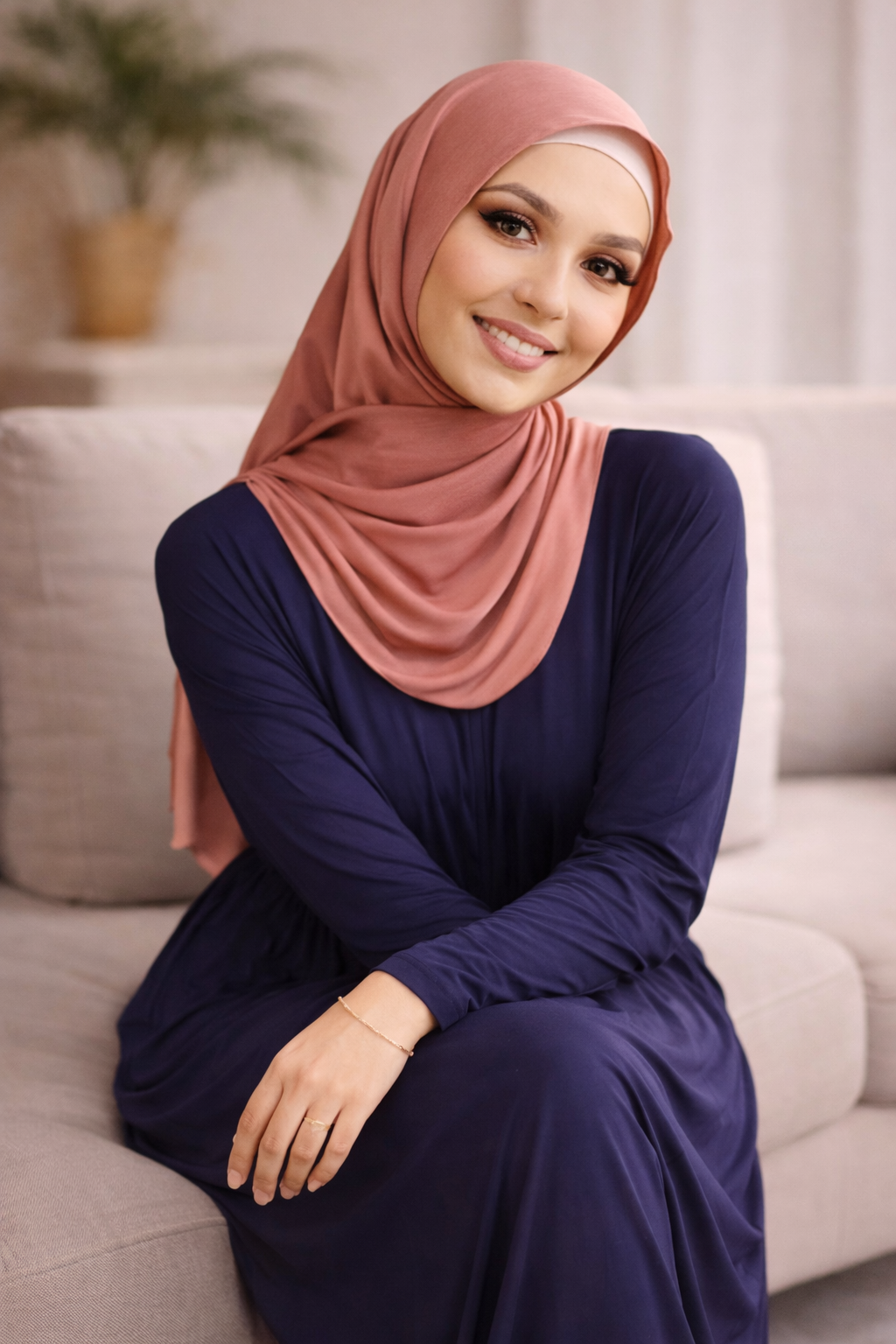 The Essential Ruched Maxi Dress – Navy