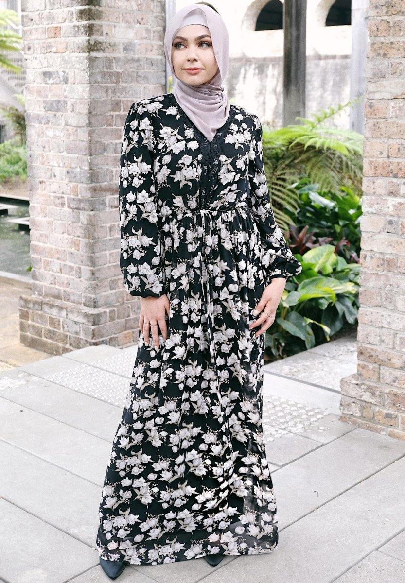 Floral Lace Sleeve Dress black×white Floral Lace Sleeve Dress black×white FLORAL LACE-SLEEVE CLASSIC